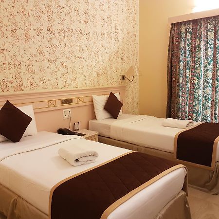 Glm Meridian Chennai Exterior foto