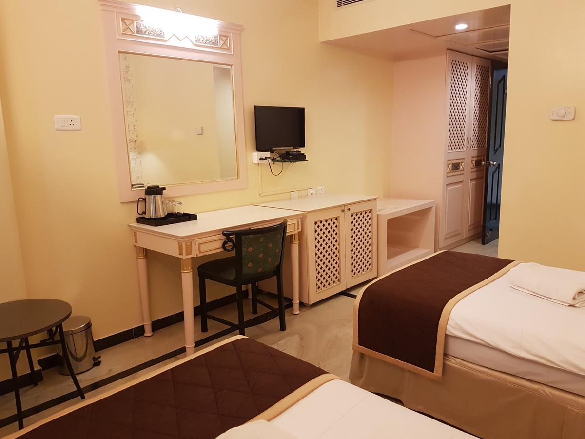 Glm Meridian Chennai Exterior foto