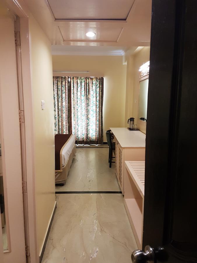 Glm Meridian Chennai Exterior foto
