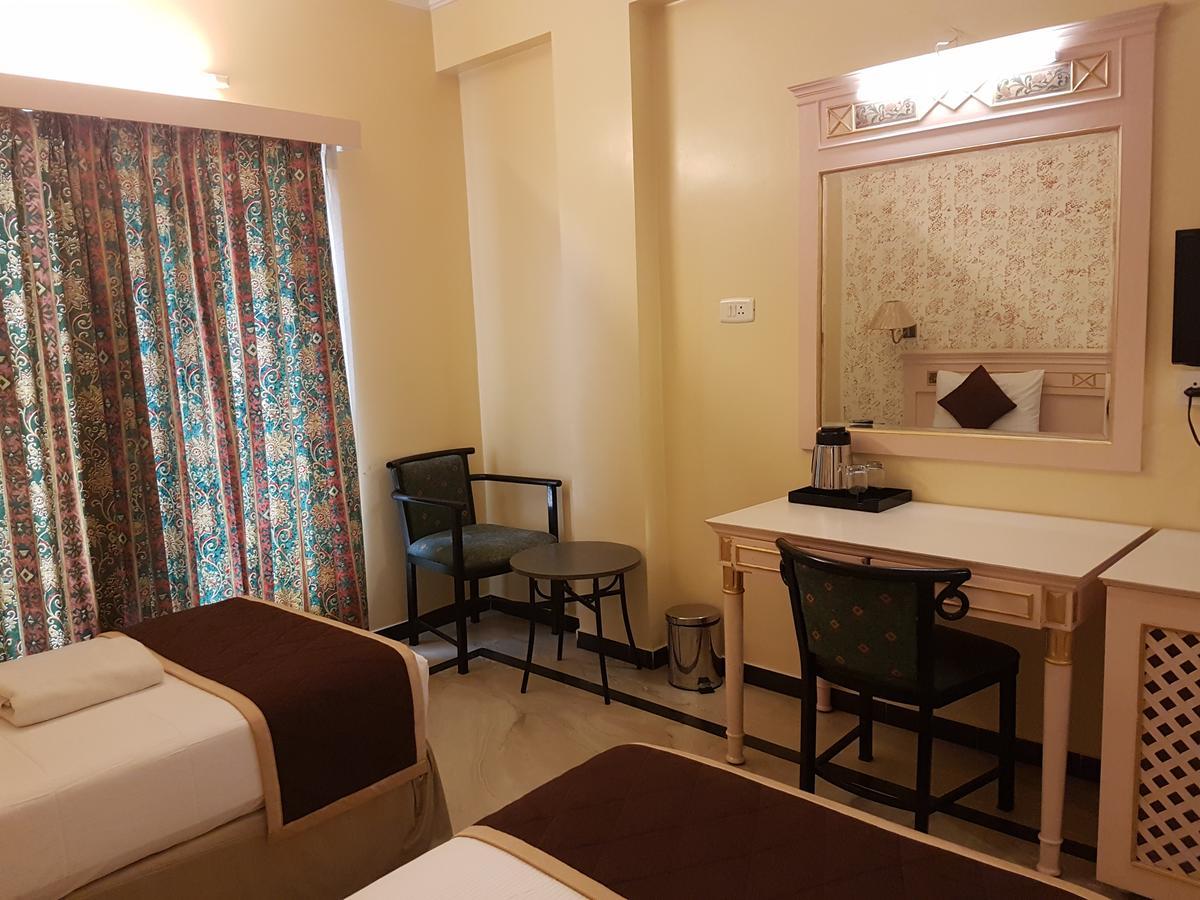 Glm Meridian Chennai Exterior foto